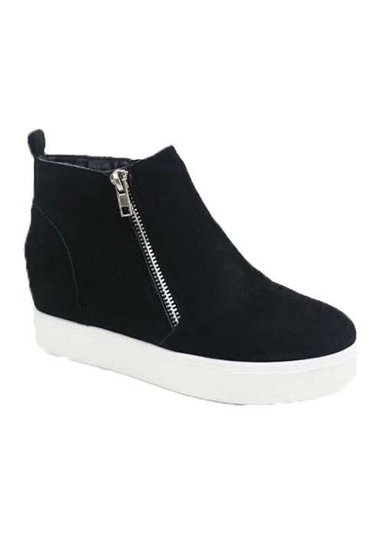 Black Sneaks with Side Zipper