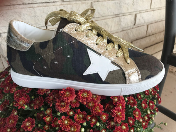 Camo Star Sneakers