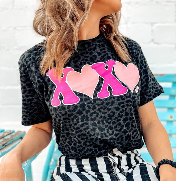 XOXO Tee