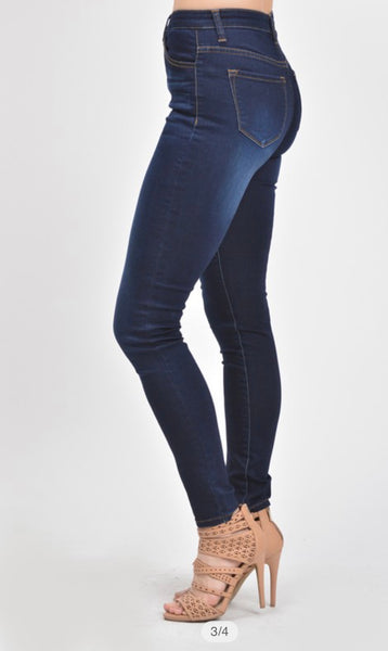 Kan Can Non Distressed Super Skinny Jeans