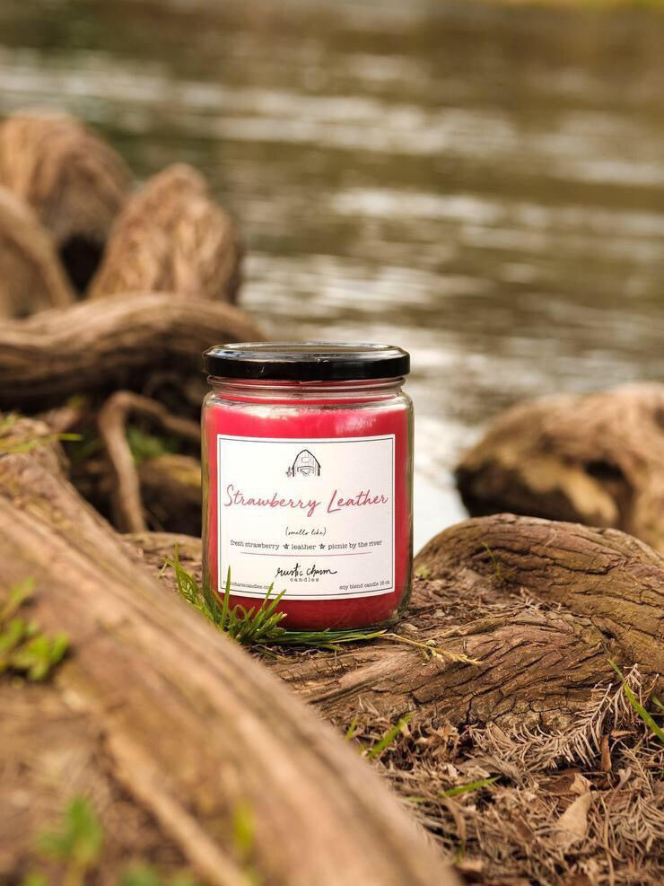 12 oz Strawberry Leather Candle